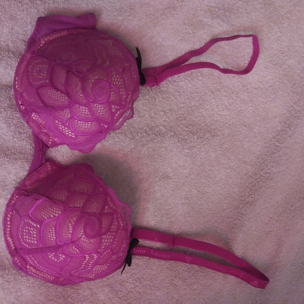 Betsey Johnson Pretty Rose bra!